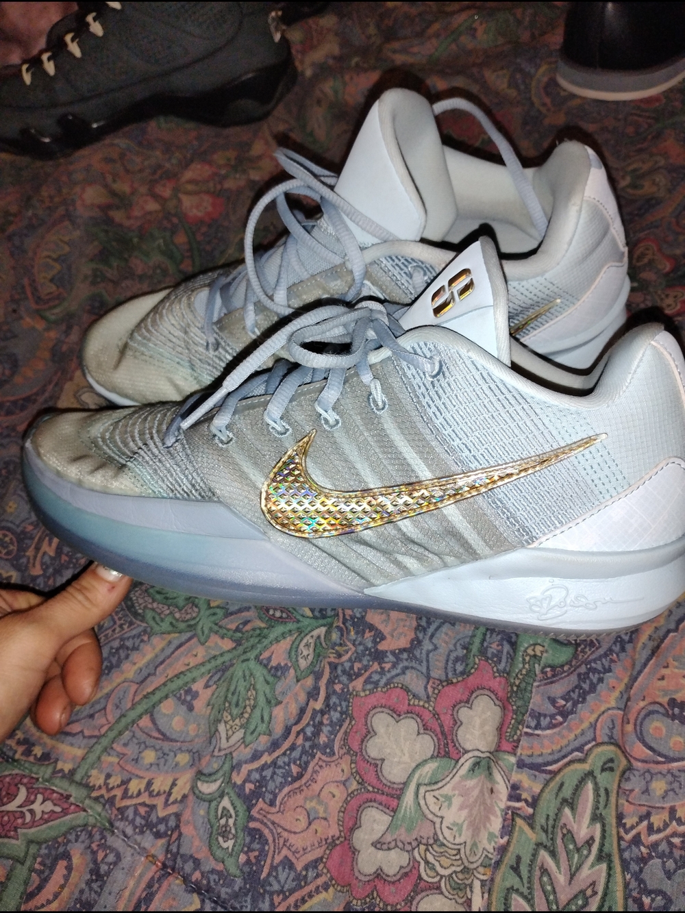 Nike -Glacier Blue Sabrina 3 Womens Size 10 Athletic Sneakers With Gold Swoosh - Picture 3 of 5